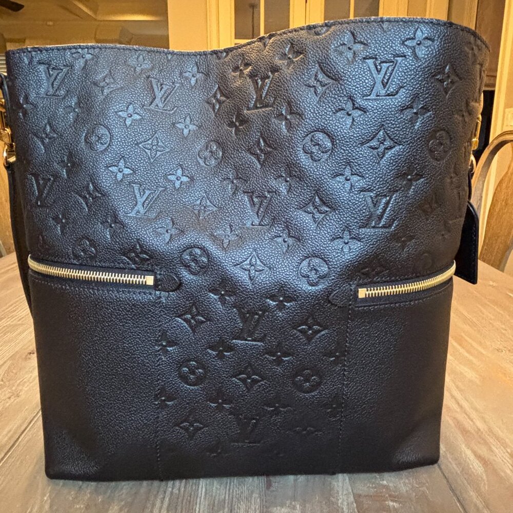 Like New Louis Vuitton Melie Black Leather Empreinte Monogram Shoulder Bag - Picture 4 of 10